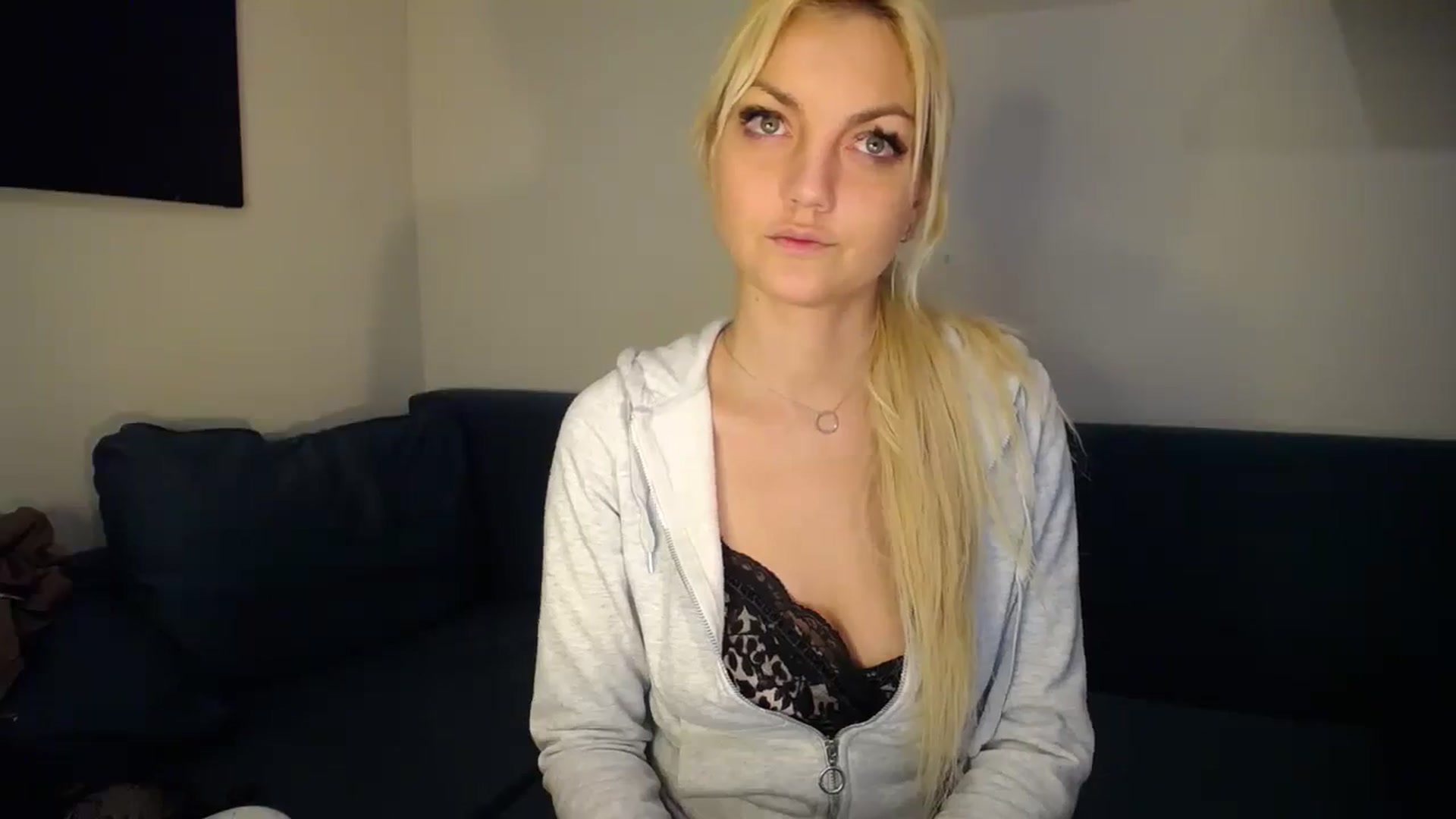 Gallery image thumbnail from AlissyaMay's myfreecams stream on, 02/23/2025, 12:13 image 16 of 20