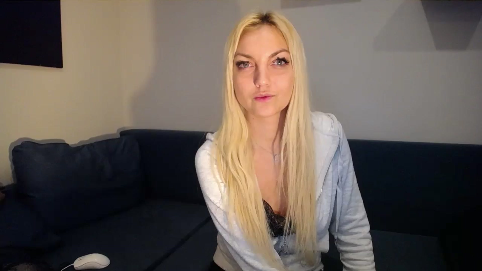 Gallery image thumbnail from AlissyaMay's myfreecams stream on, 02/23/2025, 21:40 image 1 of 20