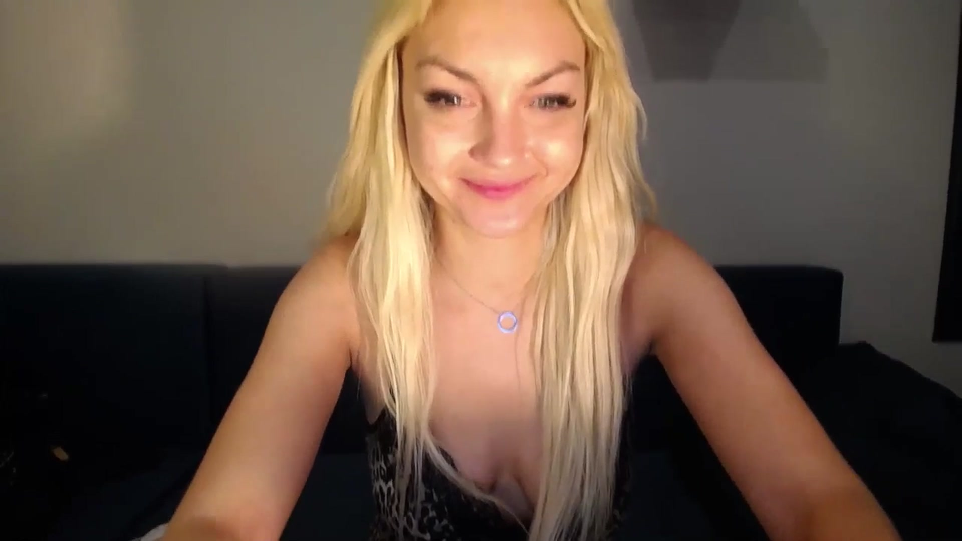 Gallery image thumbnail from AlissyaMay's myfreecams stream on, 02/26/2025, 10:15 image 13 of 20
