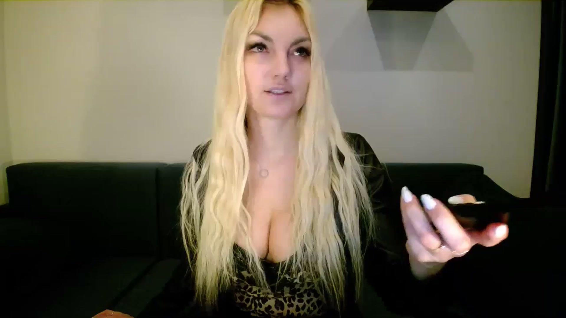 Gallery image thumbnail from AlissyaMay's myfreecams stream on, 02/27/2025, 11:45 image 3 of 20