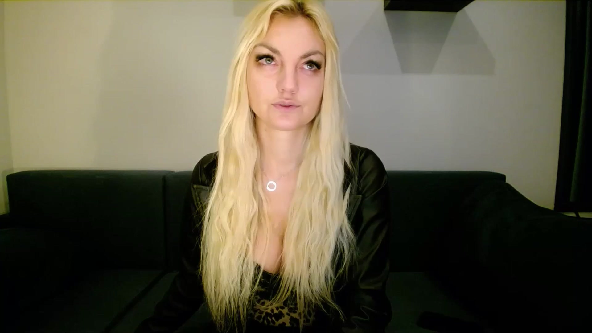 Gallery image thumbnail from AlissyaMay's myfreecams stream on, 02/27/2025, 11:45 image 15 of 20