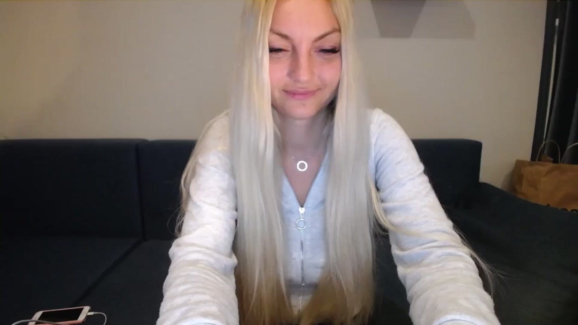 Gallery image thumbnail from AlissyaMay's myfreecams stream on, 03/20/2025, 12:29 image 1 of 20