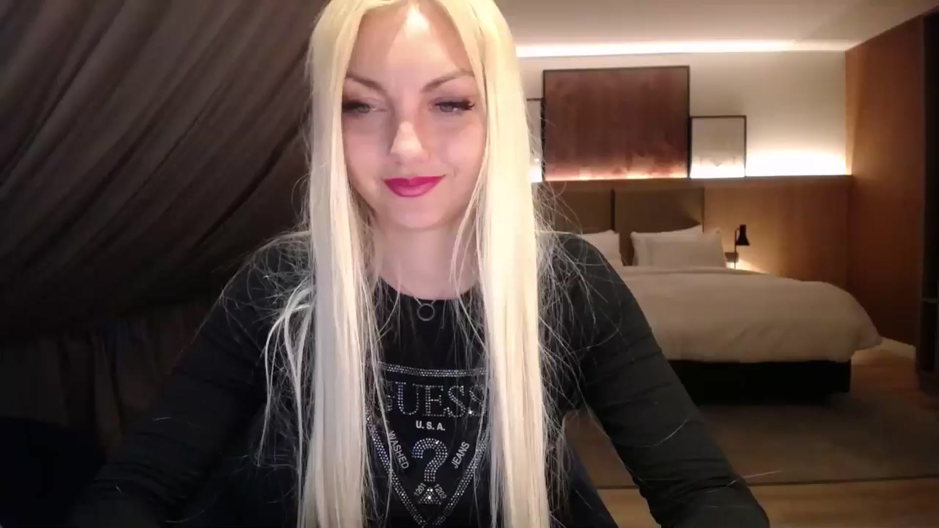 Gallery image thumbnail from AlissyaMay's myfreecams stream on, 04/07/2025, 17:15 image 9 of 20