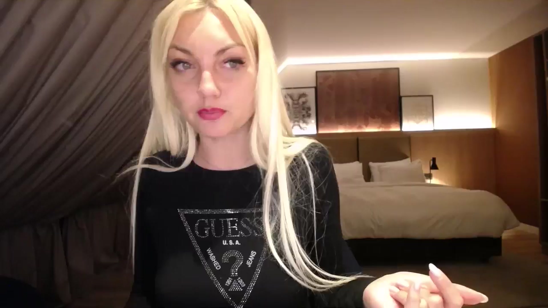 Gallery image thumbnail from AlissyaMay's myfreecams stream on, 04/07/2025, 19:03 image 19 of 20