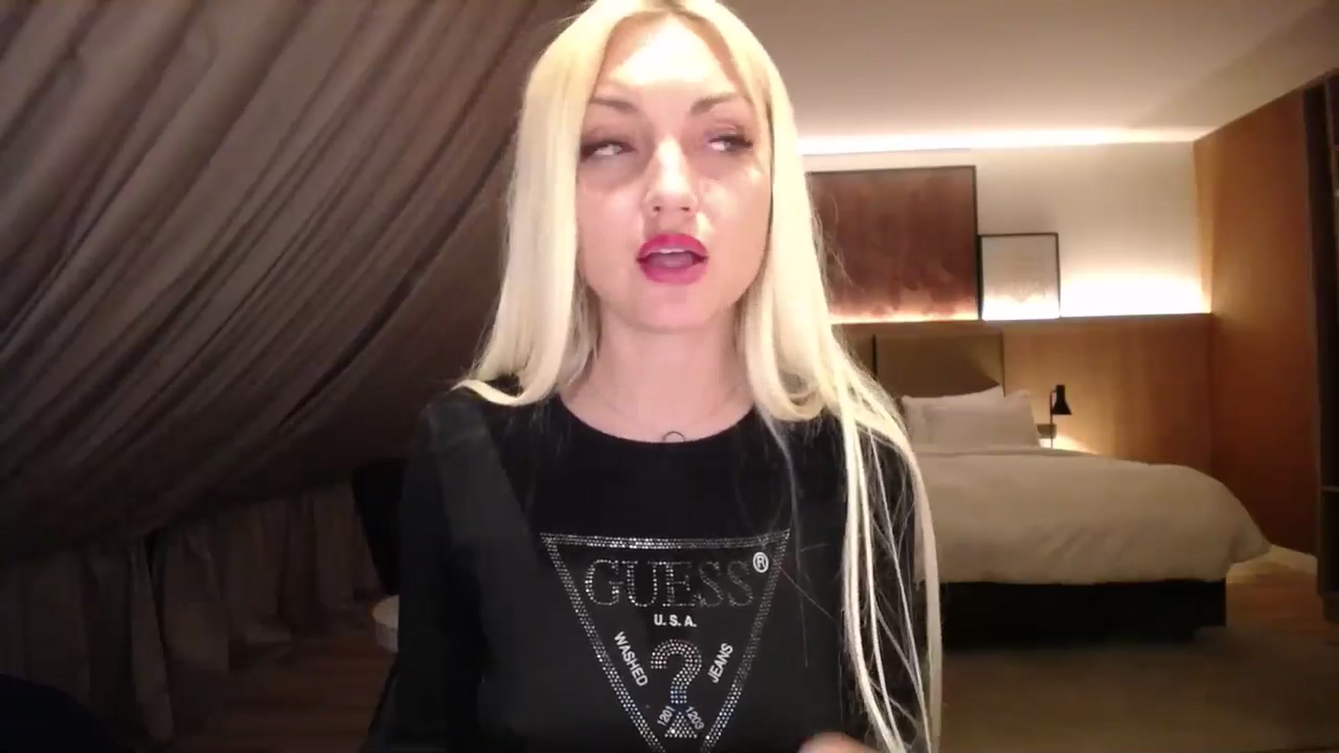Gallery image thumbnail from AlissyaMay's myfreecams stream on, 04/07/2025, 19:03 image 18 of 20