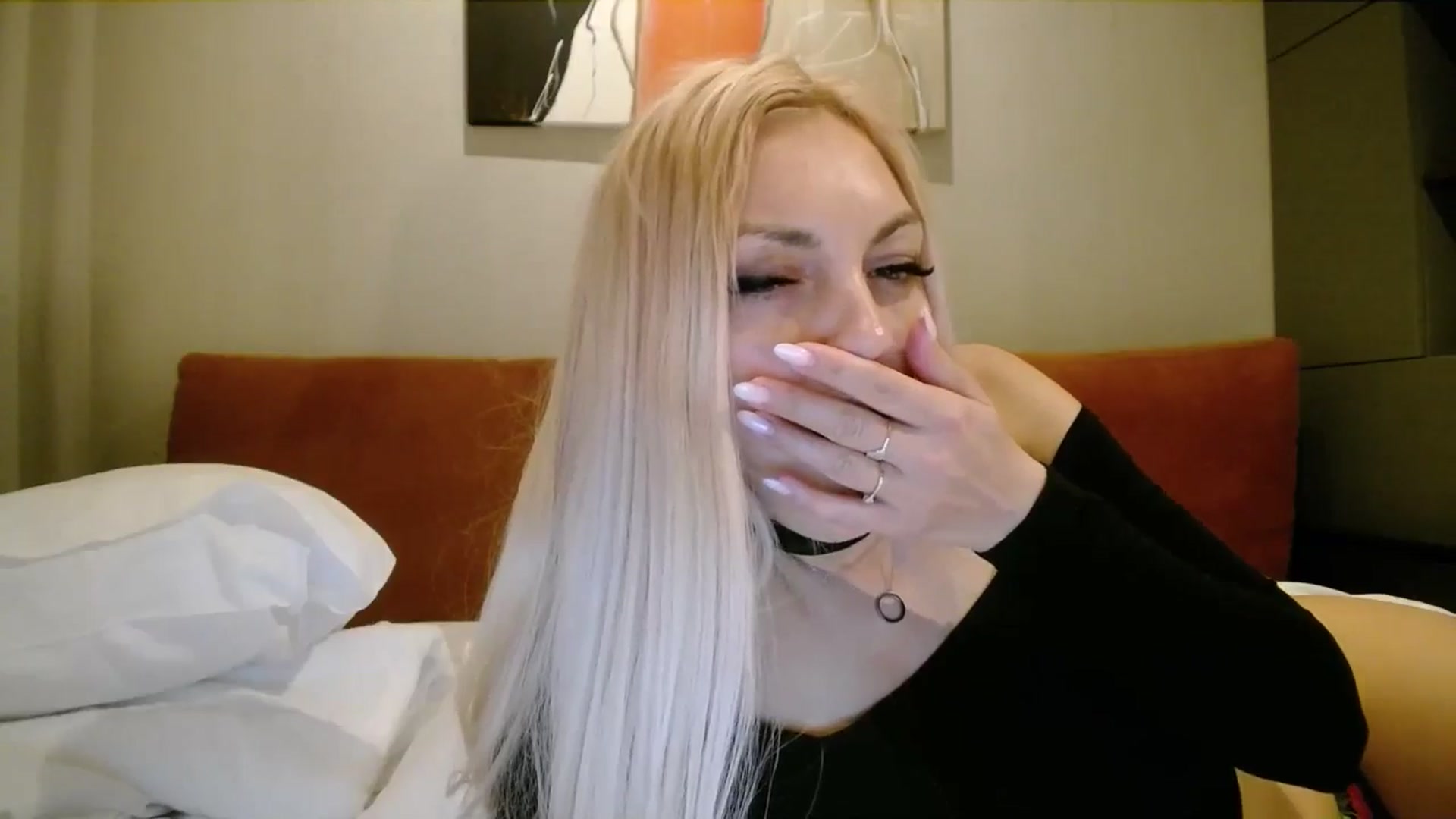Gallery image thumbnail from AlissyaMay's myfreecams stream on, 04/19/2025, 04:46 image 2 of 20