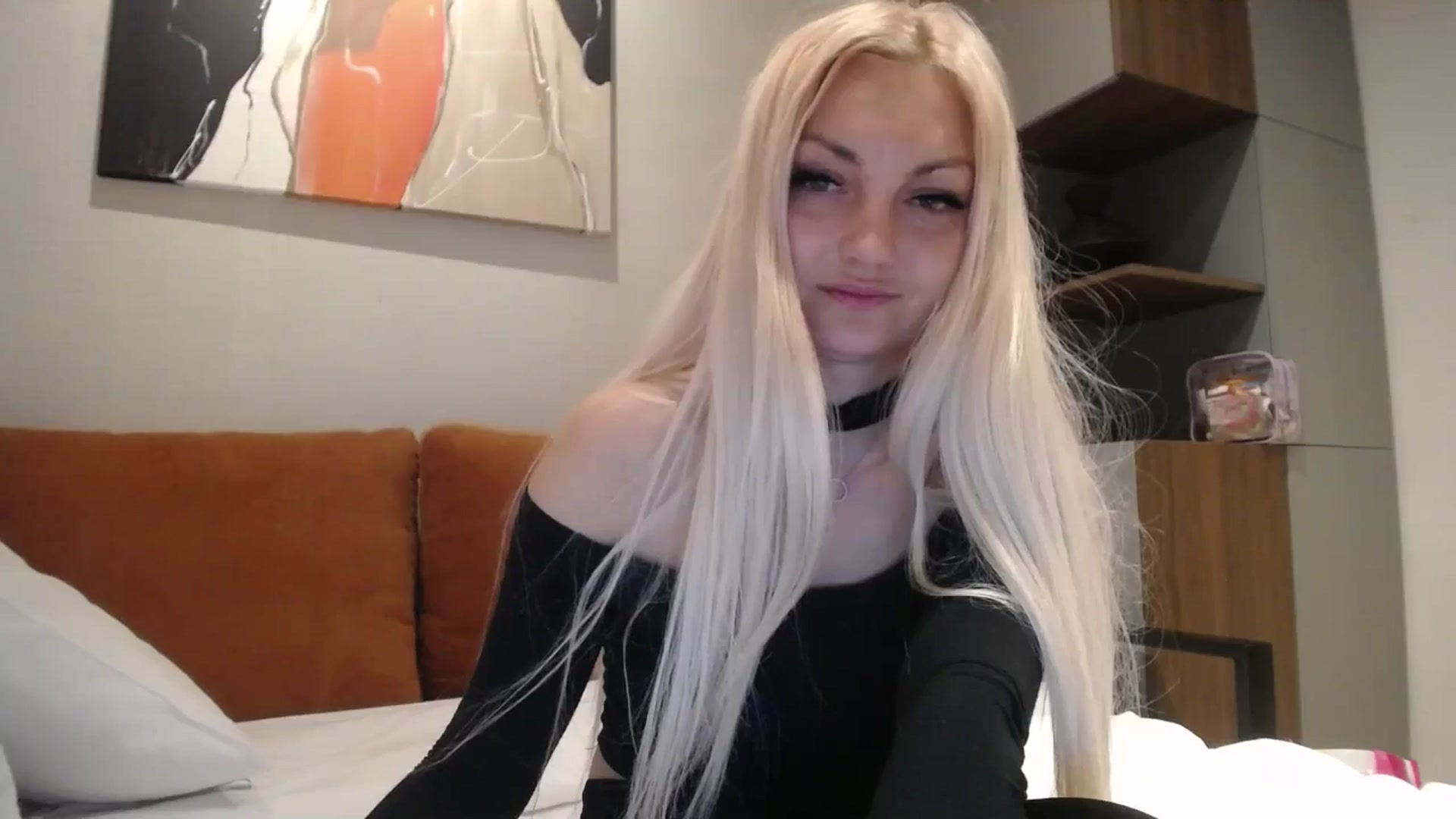 Gallery image thumbnail from AlissyaMay's myfreecams stream on, 04/19/2025, 04:46 image 18 of 20