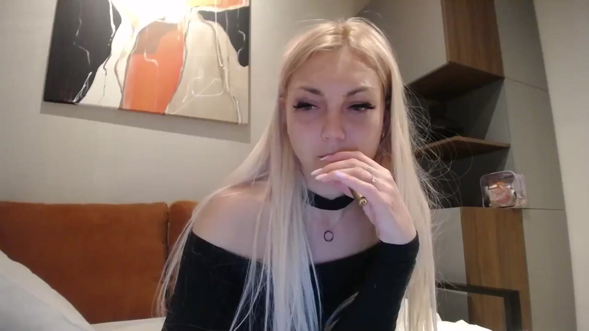 Gallery image thumbnail from AlissyaMay's myfreecams stream on, 04/19/2025, 04:46 image 11 of 20