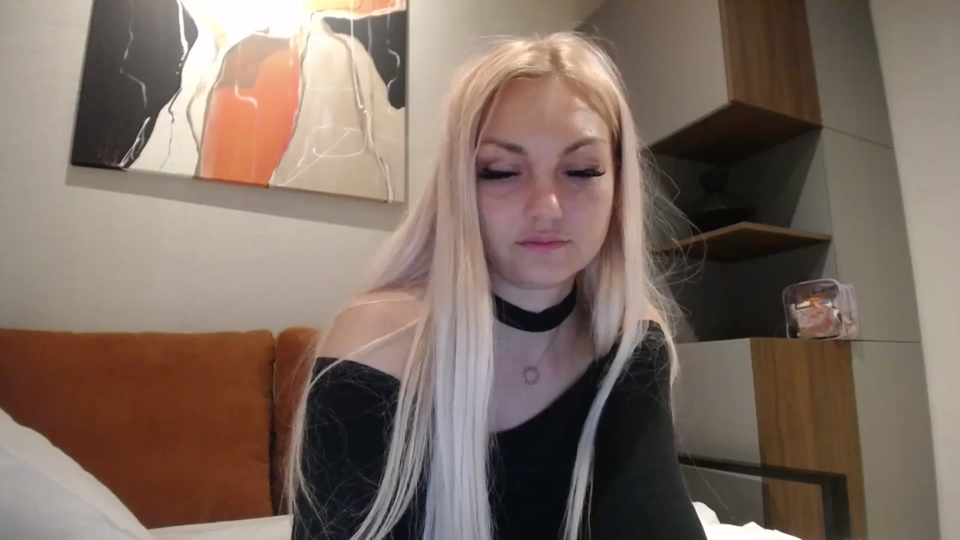 Gallery image thumbnail from AlissyaMay's myfreecams stream on, 04/19/2025, 04:46 image 8 of 20