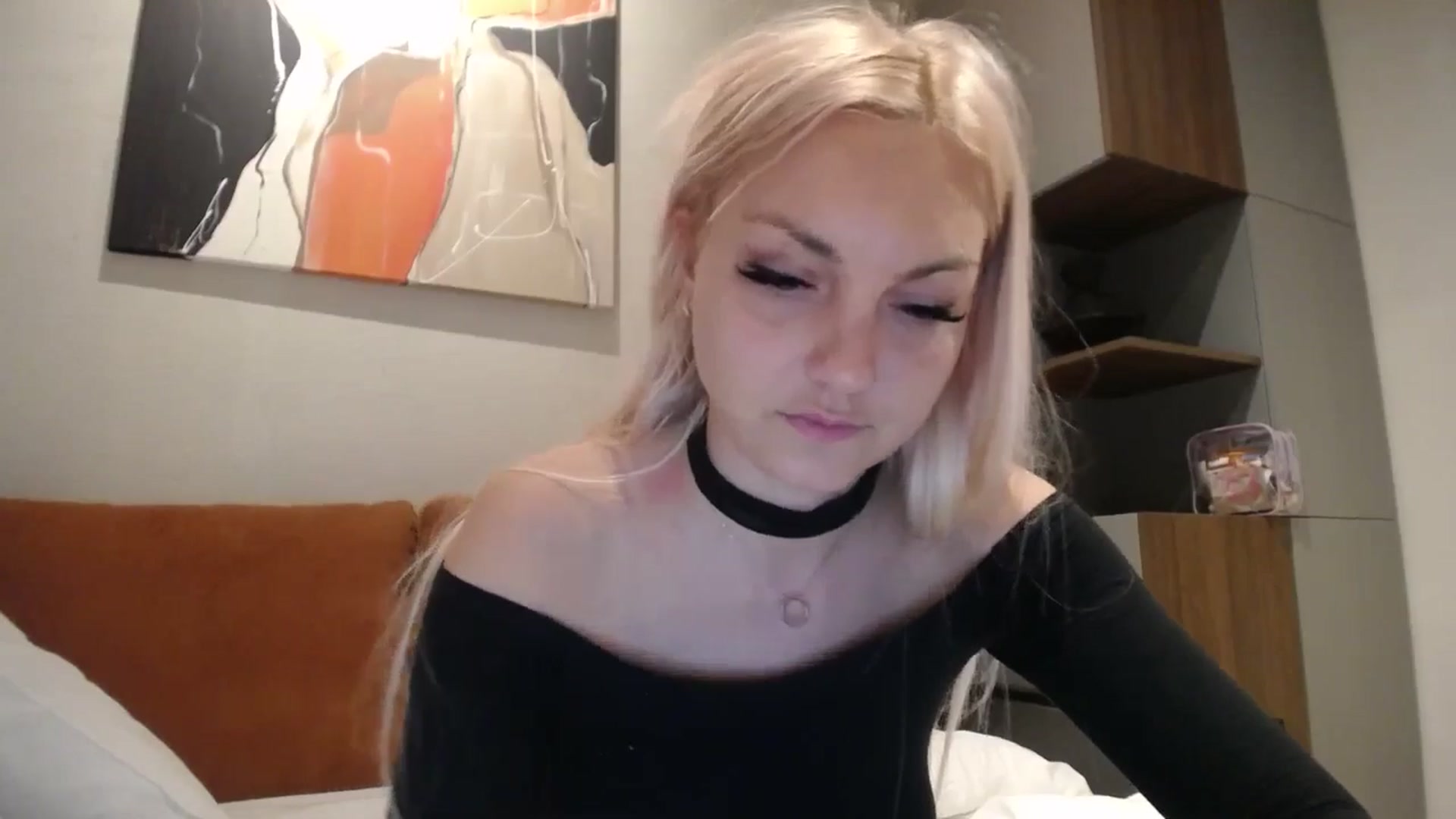 Gallery image thumbnail from AlissyaMay's myfreecams stream on, 04/19/2025, 04:46 image 6 of 20