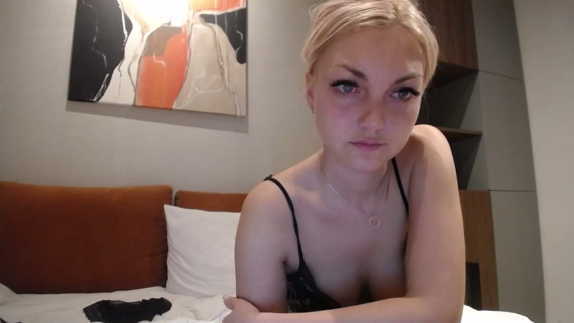 Gallery image thumbnail from AlissyaMay's myfreecams stream on, 04/21/2025, 02:54 image 1 of 20
