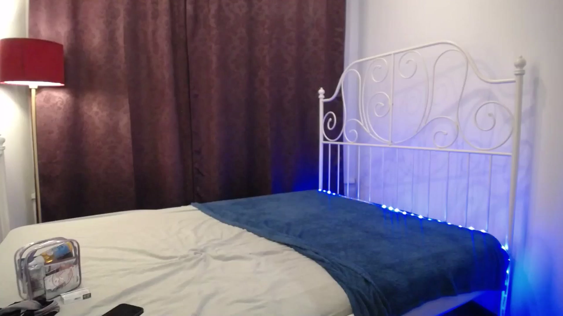 Gallery image thumbnail from AlissyaMay's myfreecams stream on, 04/22/2025, 02:19 image 14 of 20