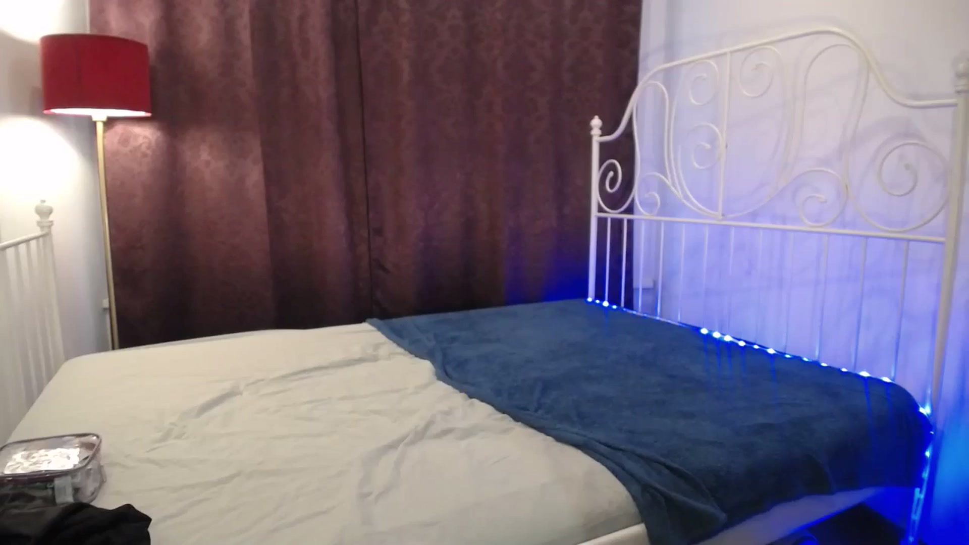 Gallery image thumbnail from AlissyaMay's myfreecams stream on, 04/22/2025, 03:45 image 9 of 20