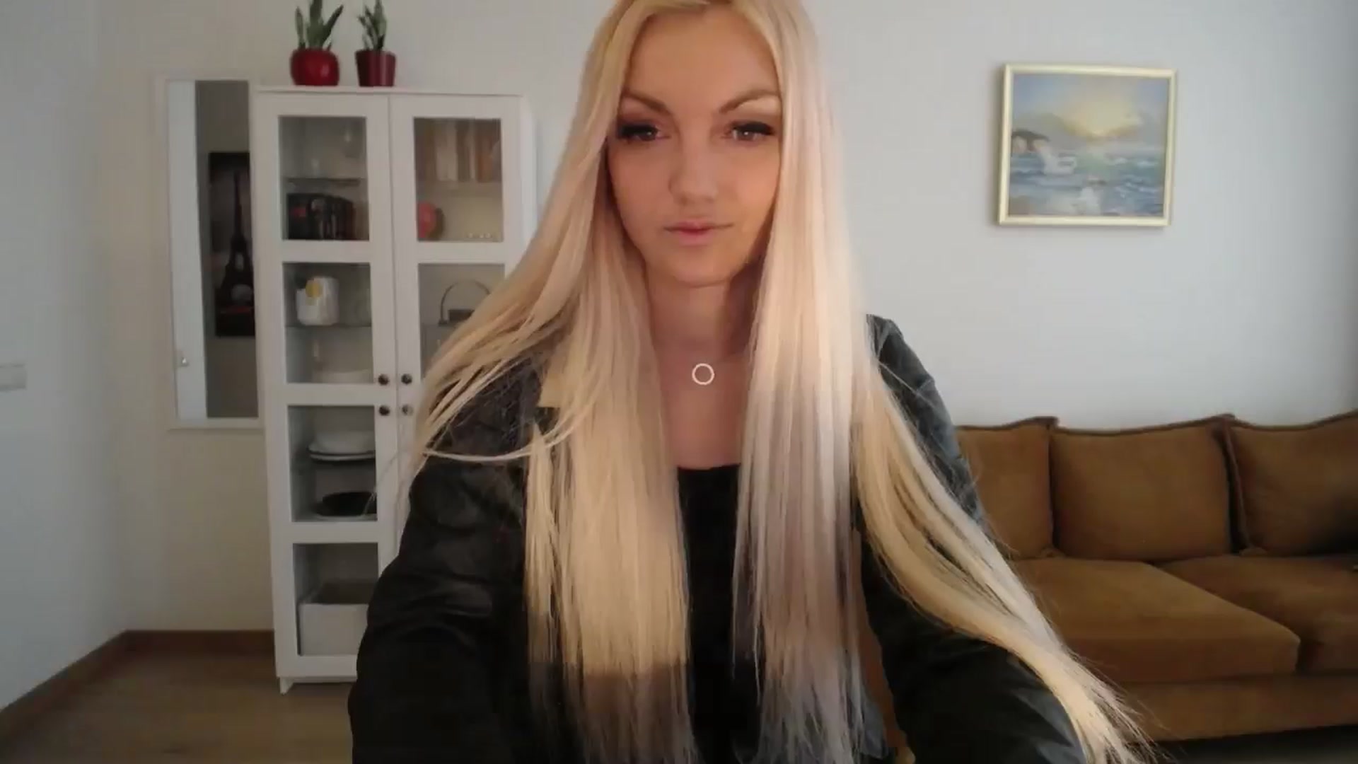 Gallery image thumbnail from AlissyaMay's myfreecams stream on, 04/25/2025, 13:04 image 2 of 20