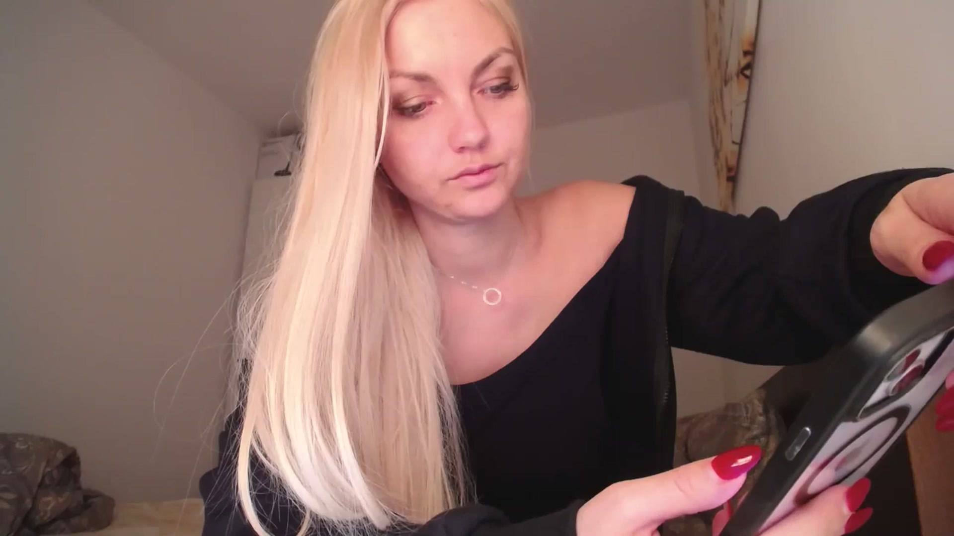 Gallery image thumbnail from AlissyaMay's myfreecams stream on, 06/12/2025, 19:07 image 9 of 20