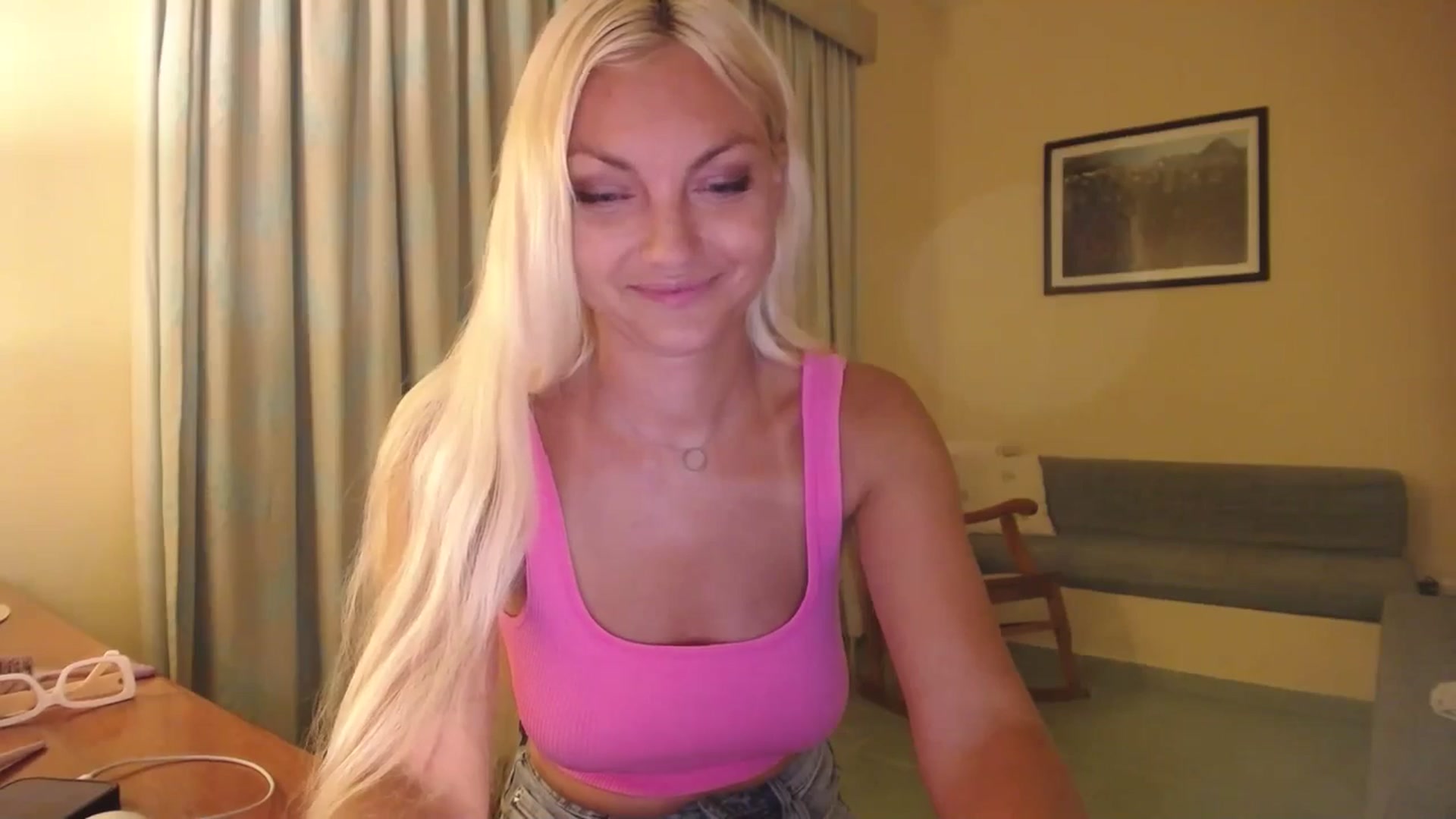 Gallery image thumbnail from AlissyaMay's myfreecams stream on, 07/11/2025, 05:33 image 5 of 20