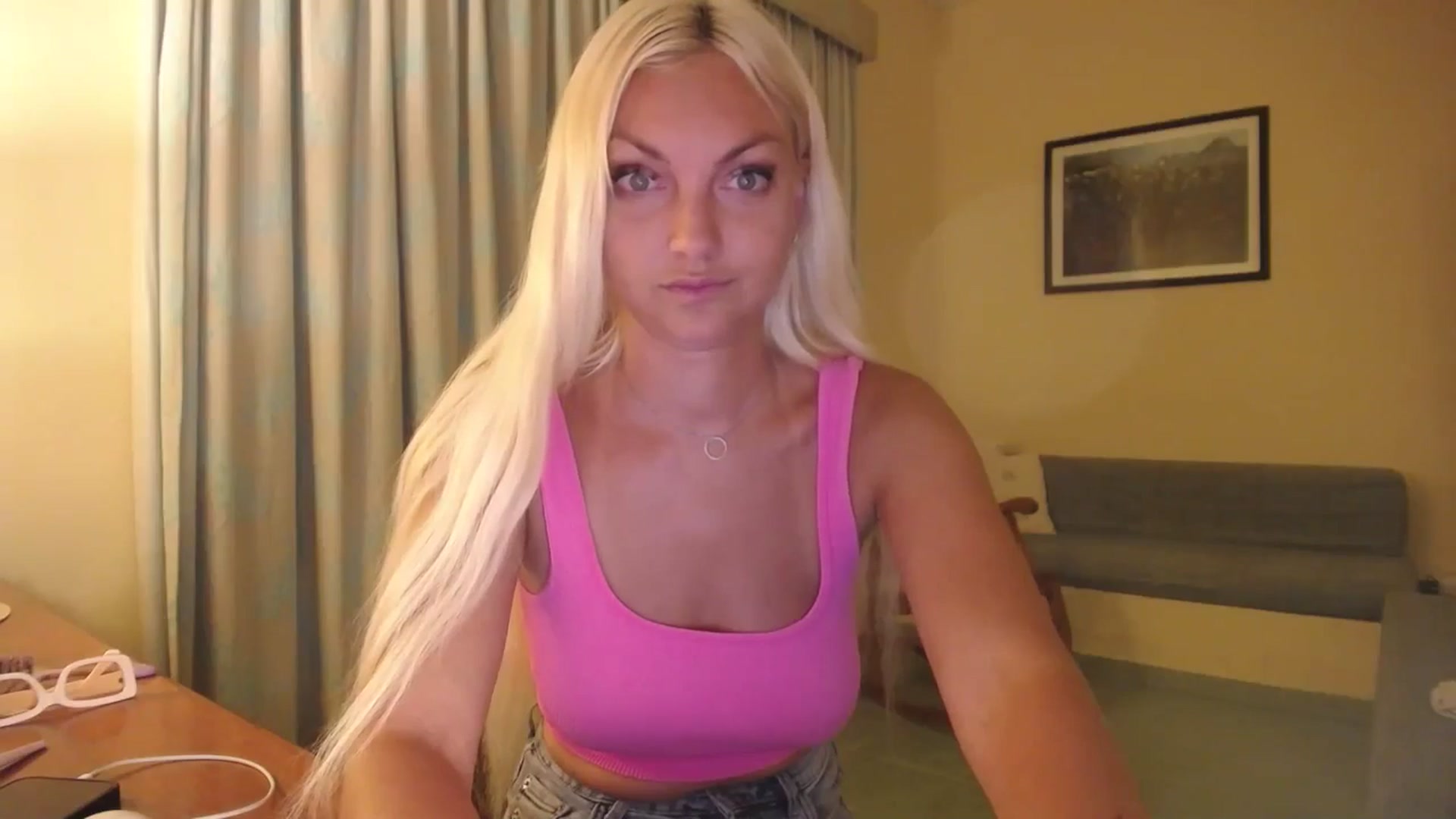 Gallery image thumbnail from AlissyaMay's myfreecams stream on, 07/11/2025, 05:33 image 6 of 20