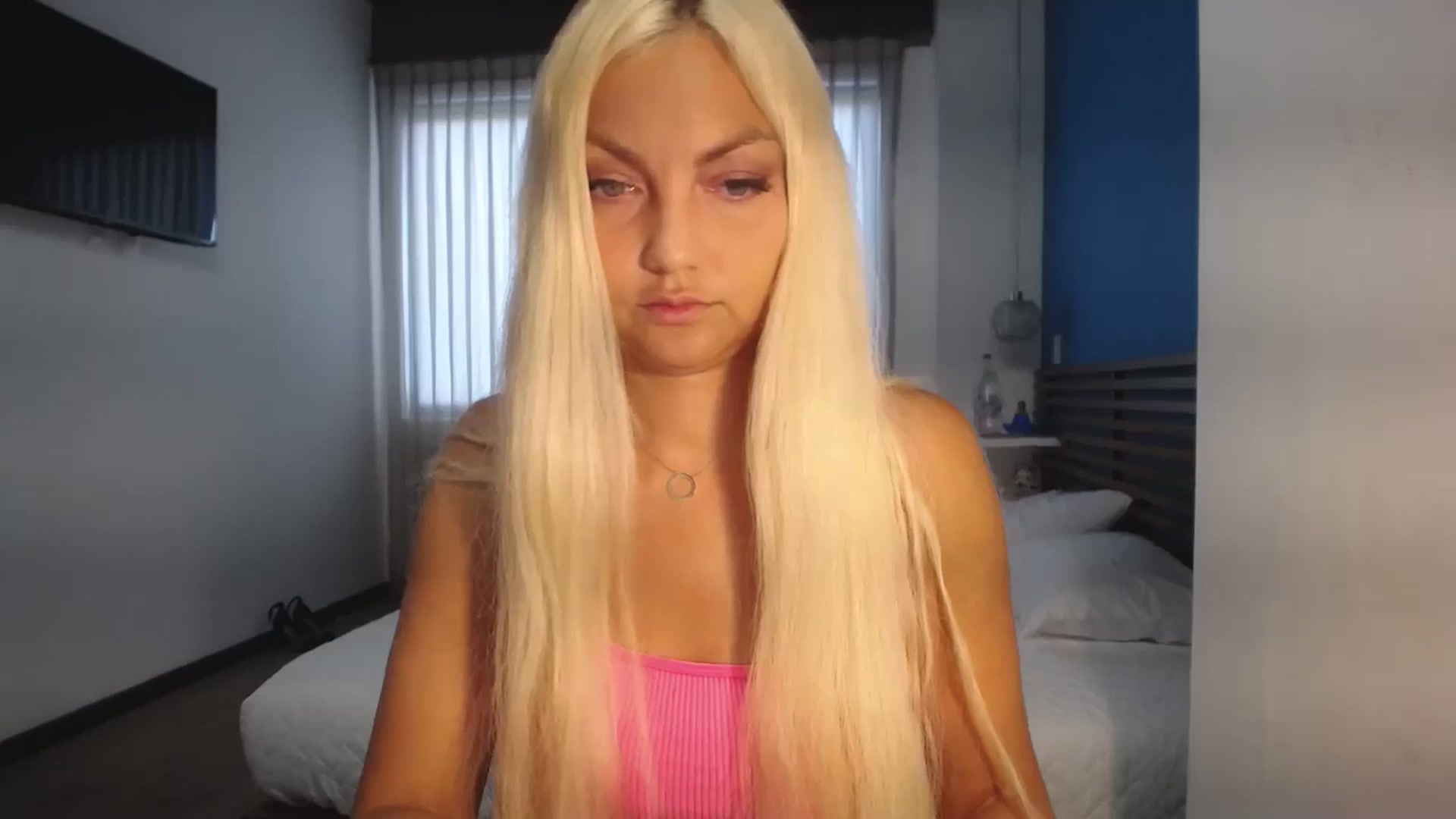 Gallery image thumbnail from AlissyaMay's myfreecams stream on, 07/19/2025, 23:28 image 7 of 20