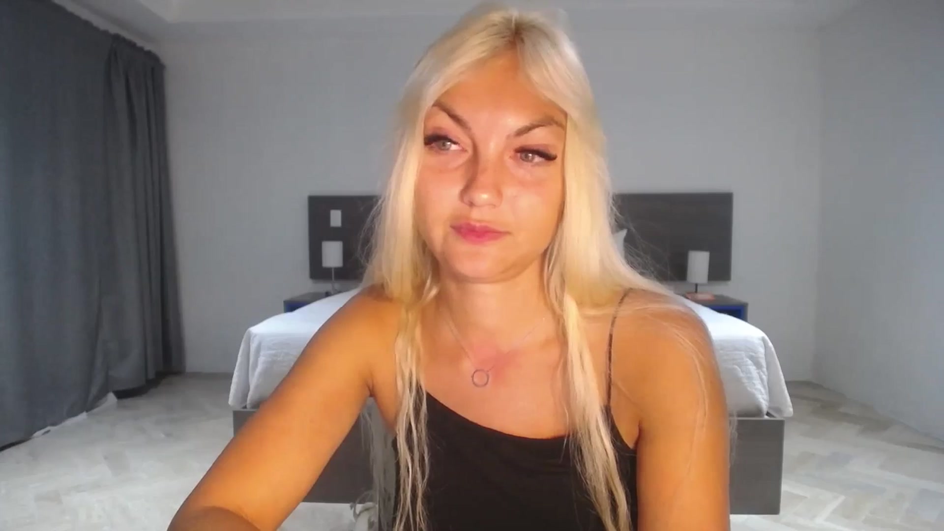 Gallery image thumbnail from AlissyaMay's myfreecams stream on, 07/23/2025, 08:01 image 6 of 20