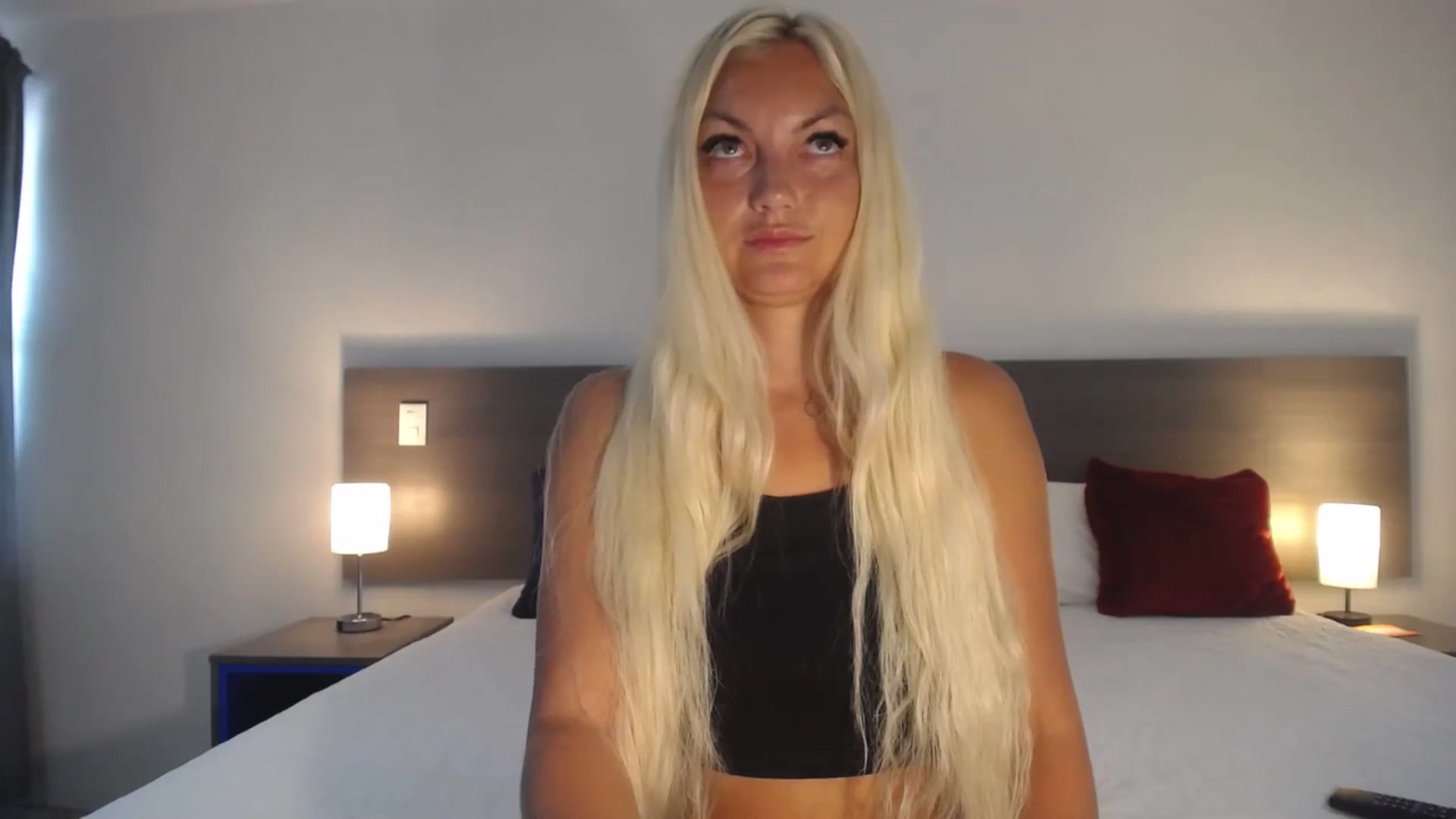 Gallery image thumbnail from AlissyaMay's myfreecams stream on, 07/27/2025, 21:28 image 3 of 20