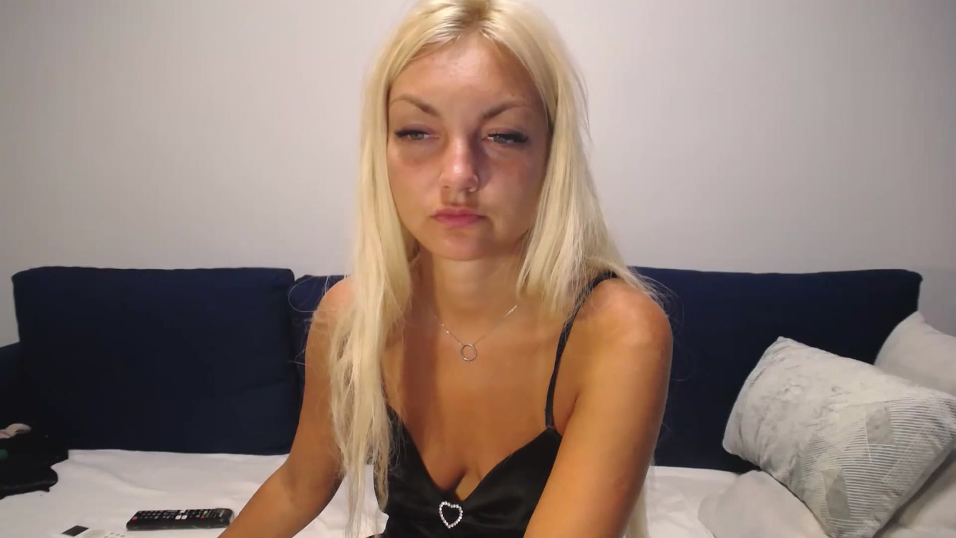 Gallery image thumbnail from AlissyaMay's myfreecams stream on, 08/07/2025, 24:02 image 18 of 20