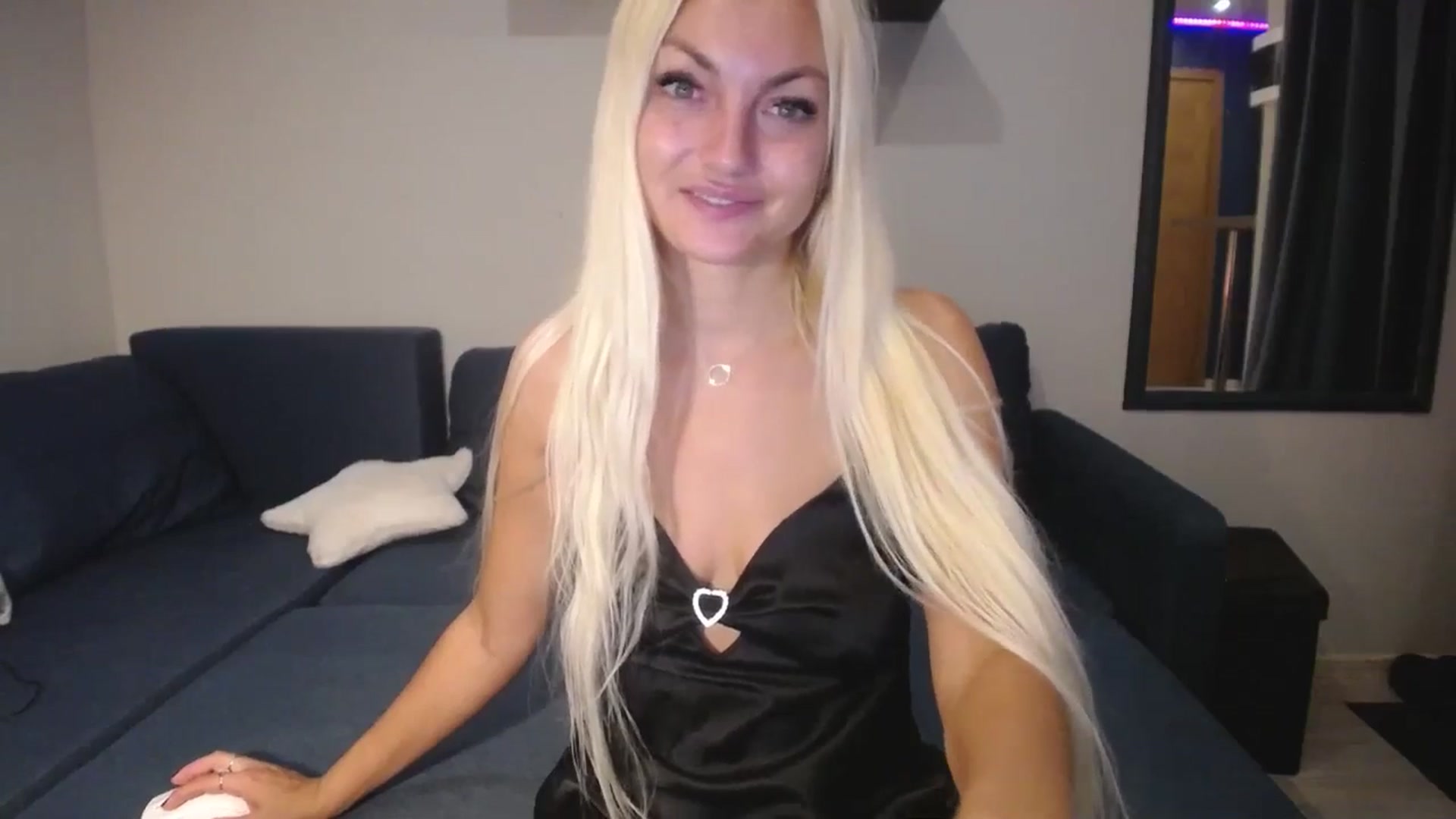 Gallery image thumbnail from AlissyaMay's myfreecams stream on, 08/15/2025, 10:59 image 20 of 20
