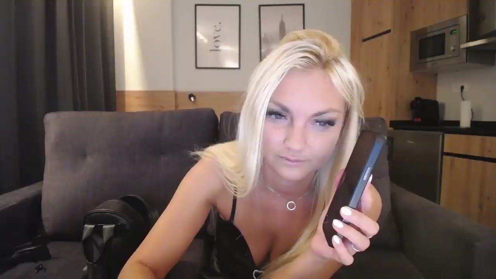 Gallery image thumbnail from AlissyaMay's myfreecams stream on, 08/28/2025, 22:44 image 4 of 20