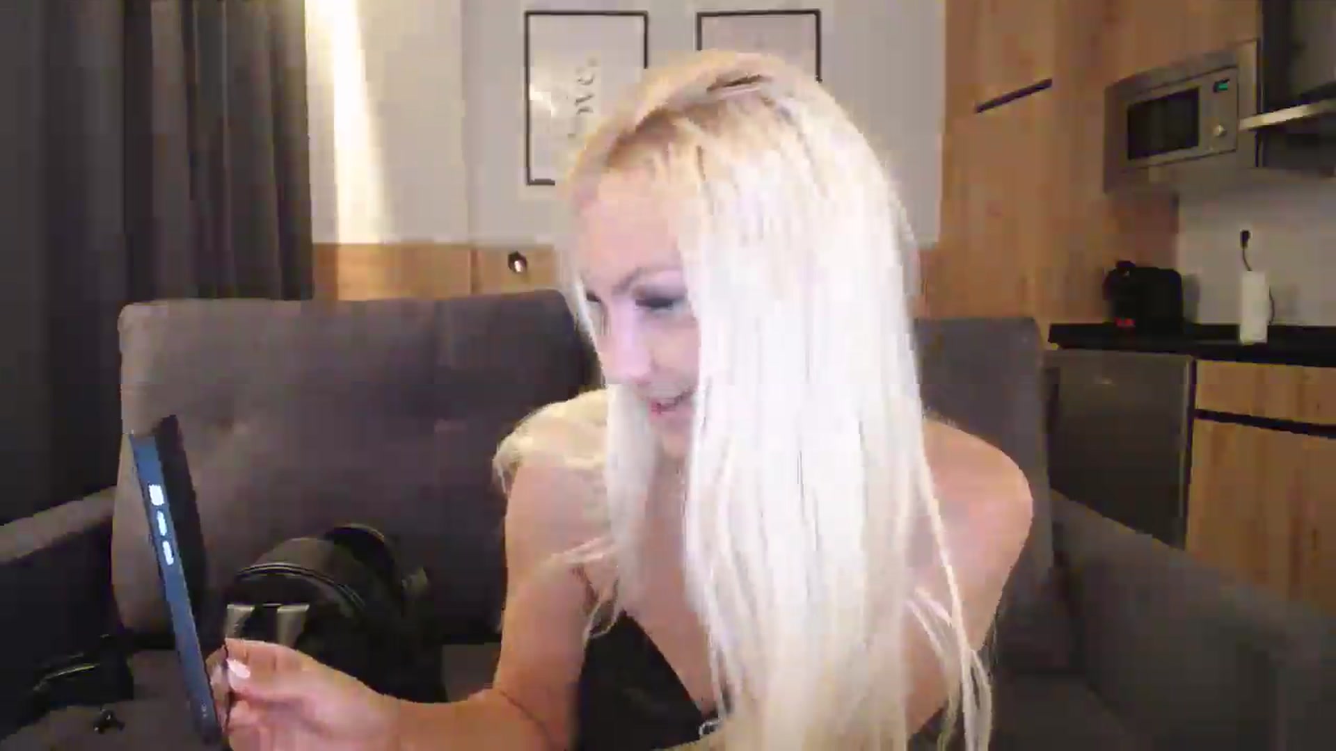 Gallery image thumbnail from AlissyaMay's myfreecams stream on, 08/28/2025, 22:44 image 5 of 20