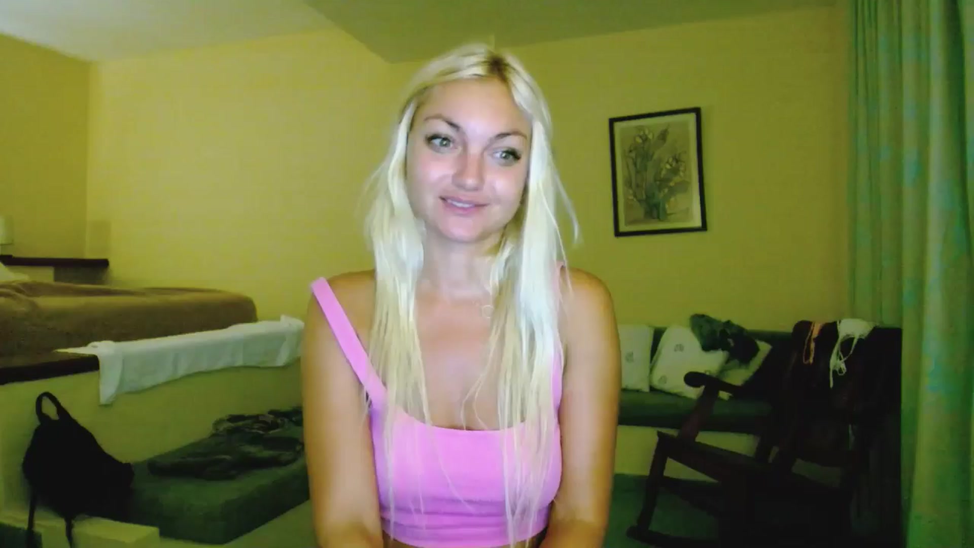 Gallery image thumbnail from AlissyaMay's myfreecams stream on, 10/11/2025, 08:20 image 10 of 20