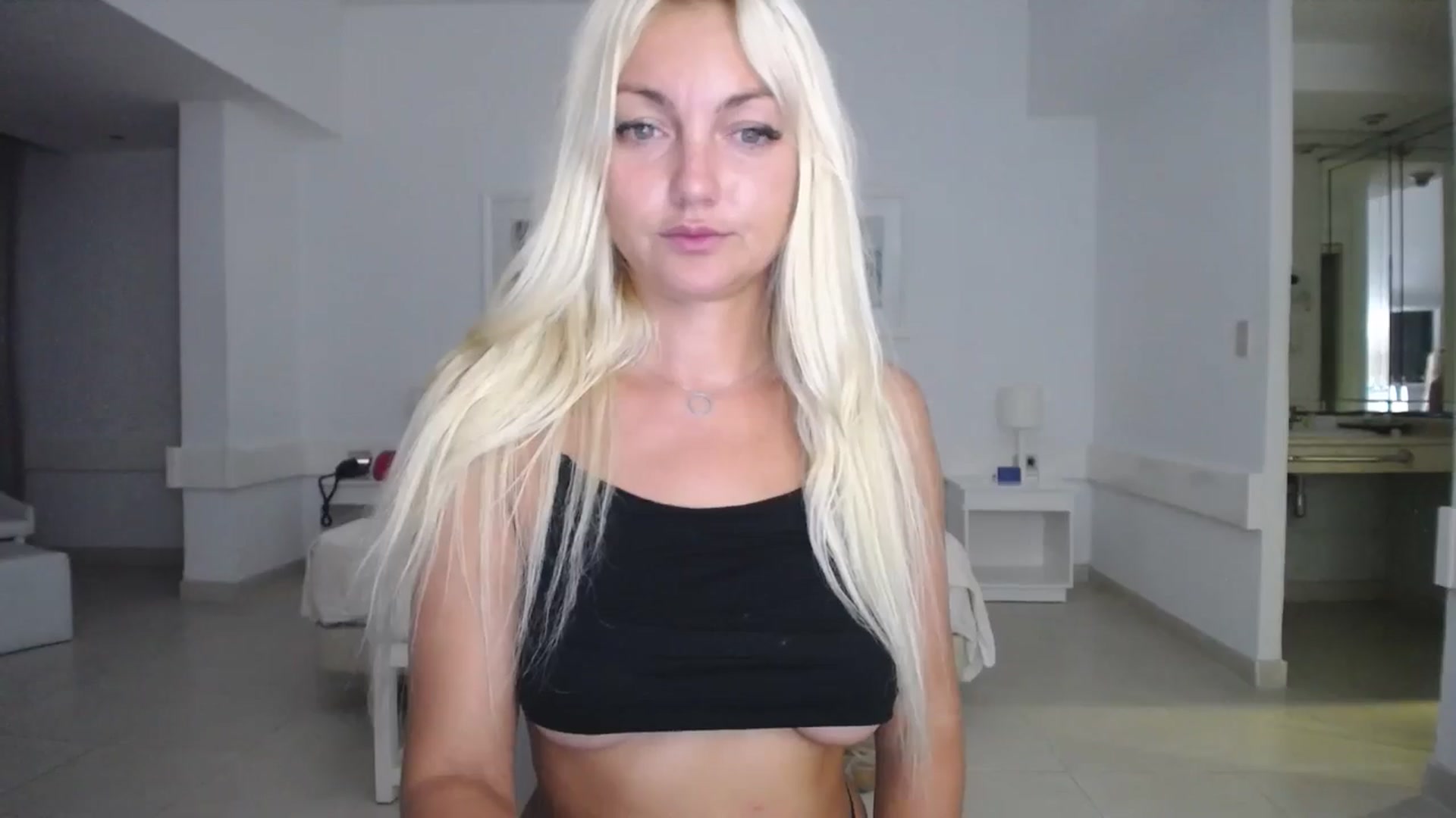 Gallery image thumbnail from AlissyaMay's myfreecams stream on, 10/12/2025, 06:23 image 10 of 20