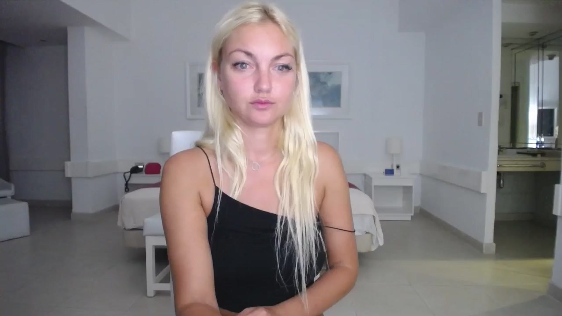 Gallery image thumbnail from AlissyaMay's myfreecams stream on, 10/12/2025, 07:17 image 20 of 20