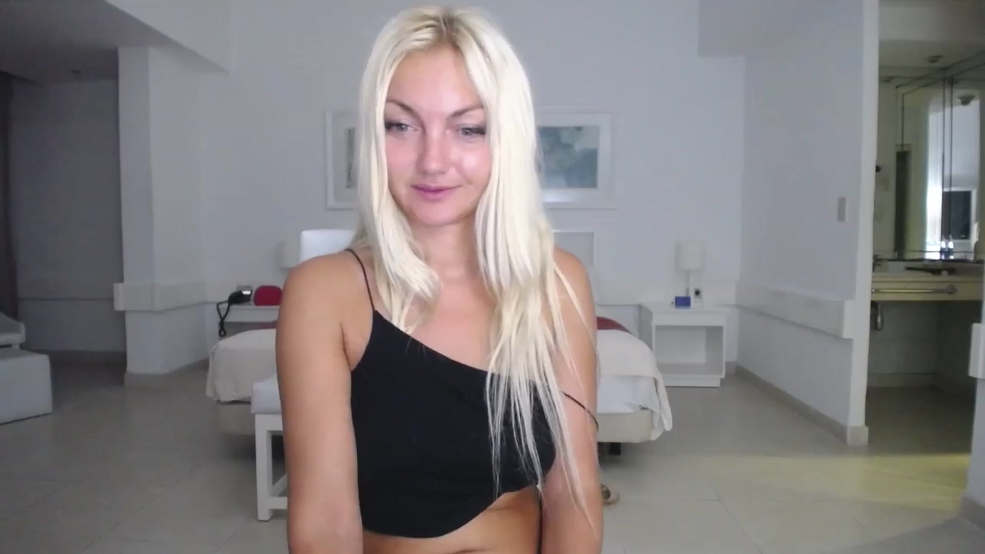 Gallery image thumbnail from AlissyaMay's myfreecams stream on, 10/12/2025, 07:17 image 13 of 20