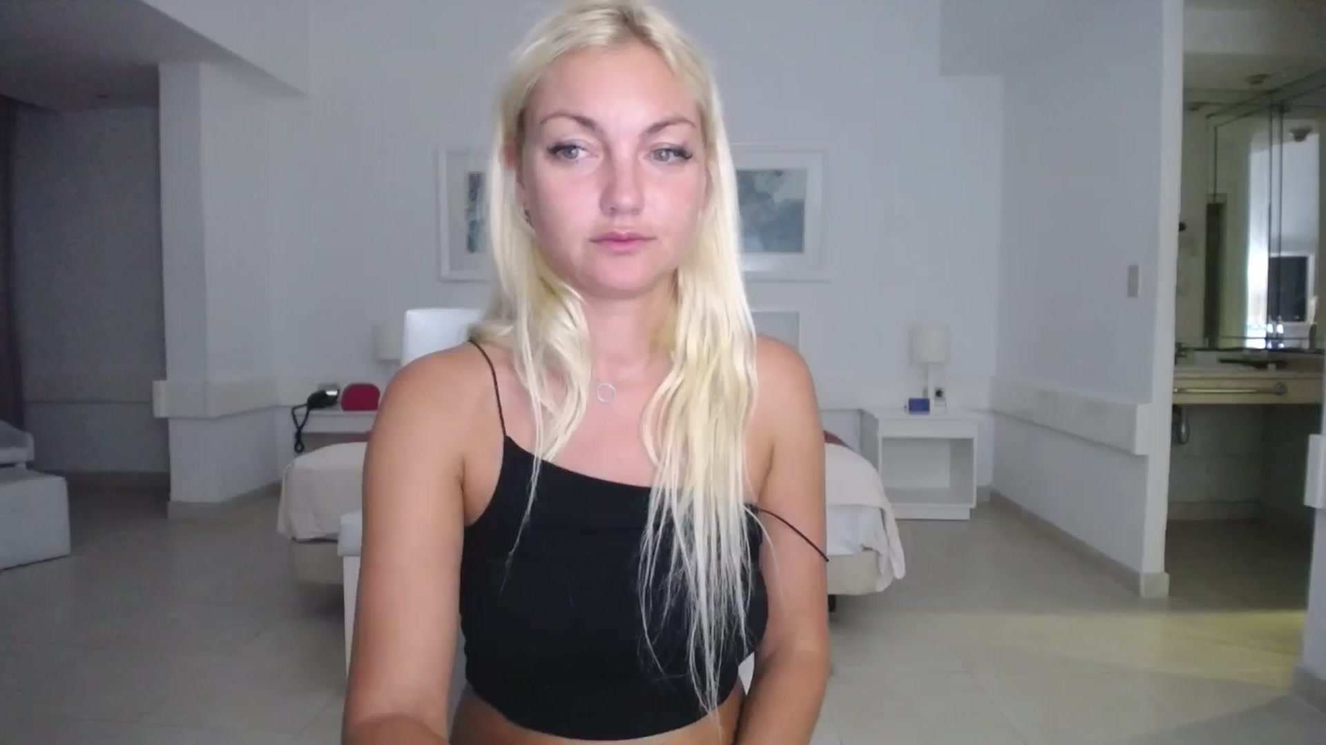 Gallery image thumbnail from AlissyaMay's myfreecams stream on, 10/12/2025, 07:17 image 19 of 20