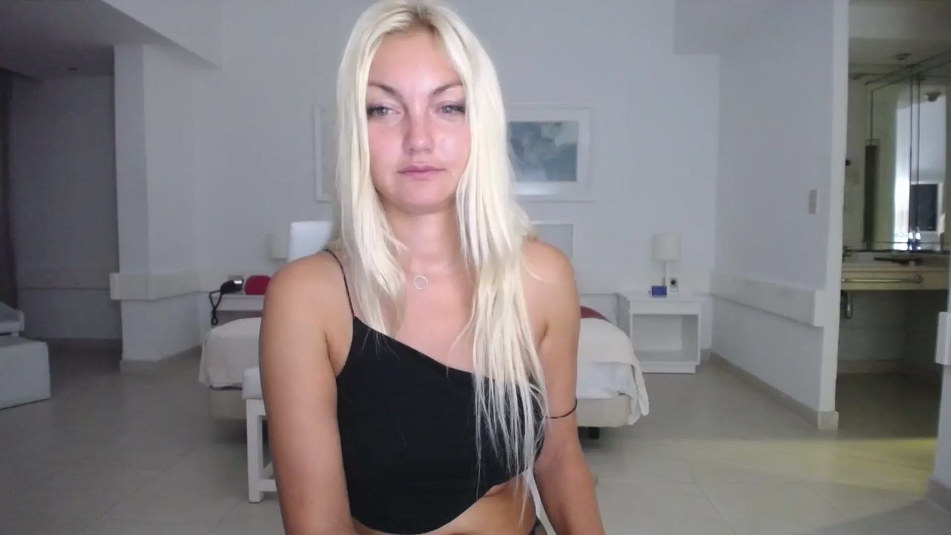 Gallery image thumbnail from AlissyaMay's myfreecams stream on, 10/12/2025, 07:17 image 17 of 20