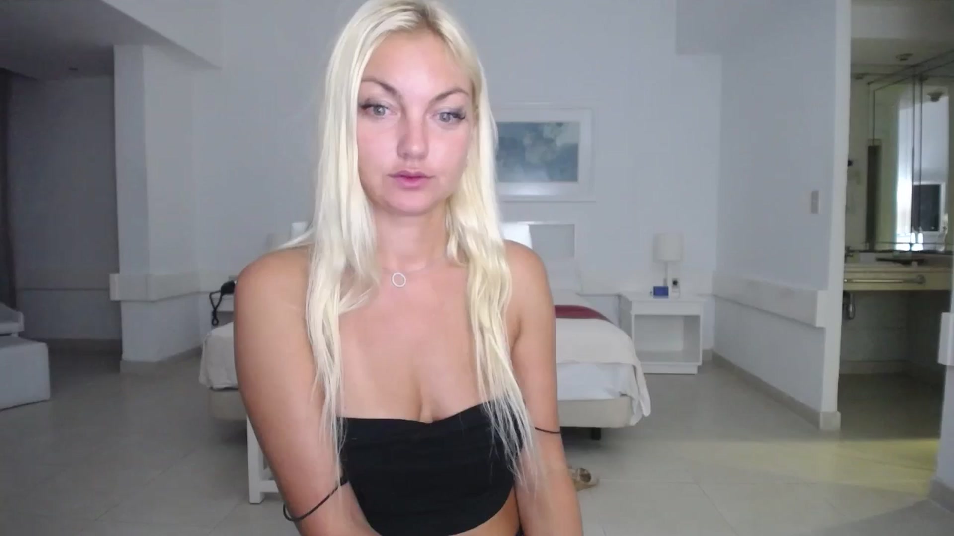 Gallery image thumbnail from AlissyaMay's myfreecams stream on, 10/12/2025, 07:17 image 11 of 20