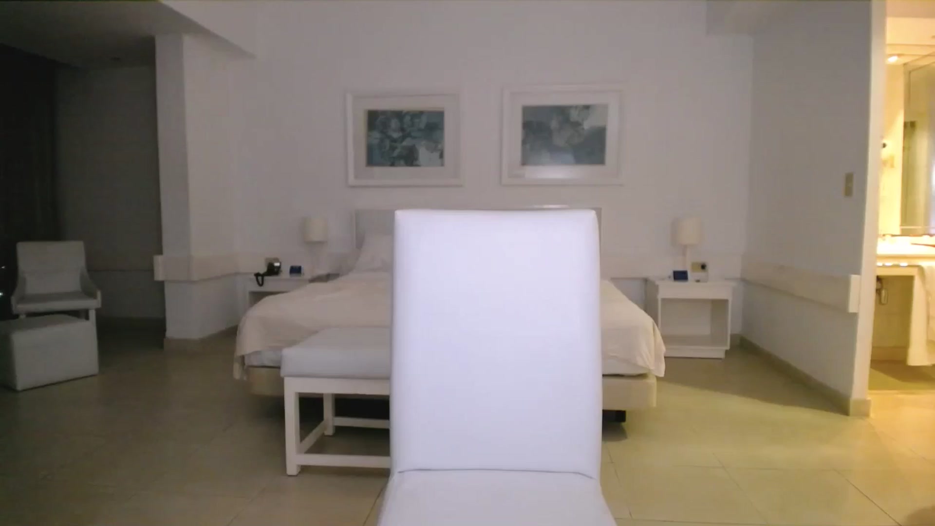 Gallery image thumbnail from AlissyaMay's myfreecams stream on, 10/14/2025, 03:20 image 10 of 20