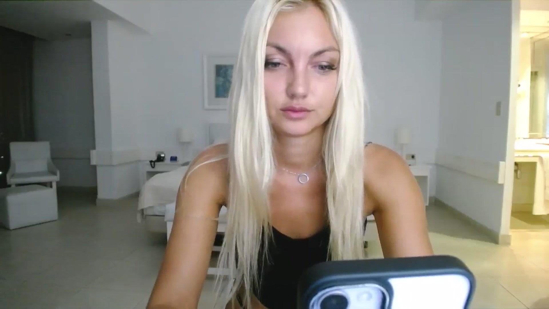 Gallery image thumbnail from AlissyaMay's myfreecams stream on, 10/14/2025, 03:20 image 2 of 20