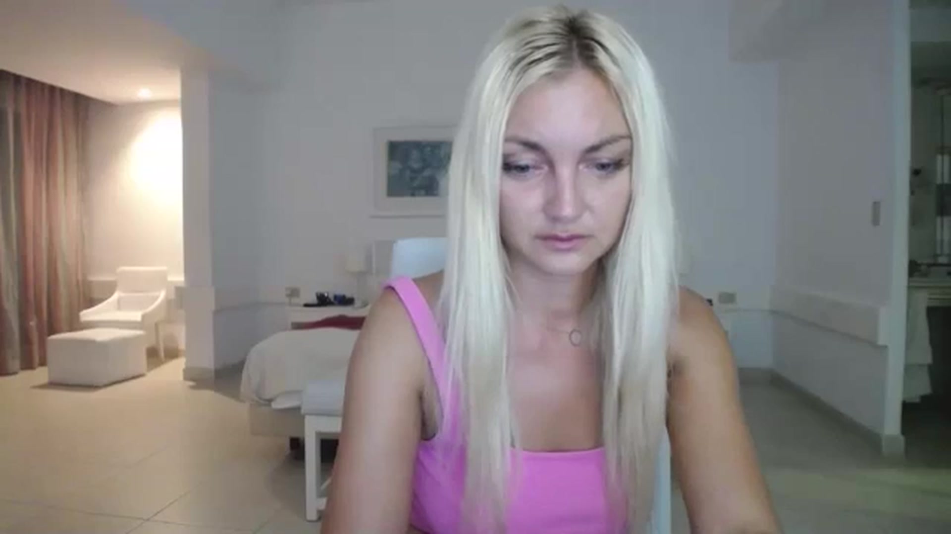 Gallery image thumbnail from AlissyaMay's myfreecams stream on, 10/24/2025, 01:41 image 8 of 20