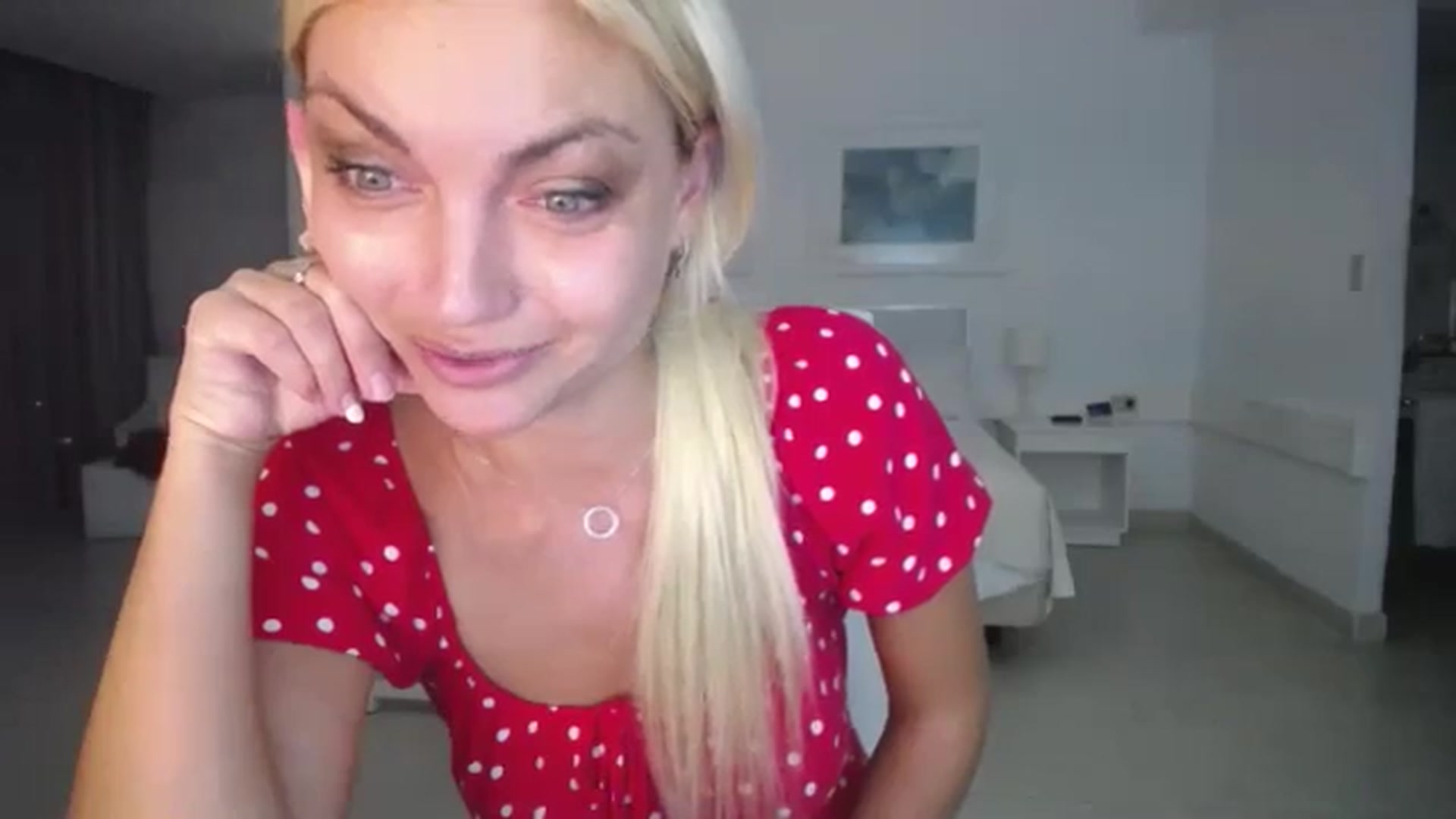 Gallery image thumbnail from AlissyaMay's myfreecams stream on, 11/05/2025, 05:53 image 13 of 20