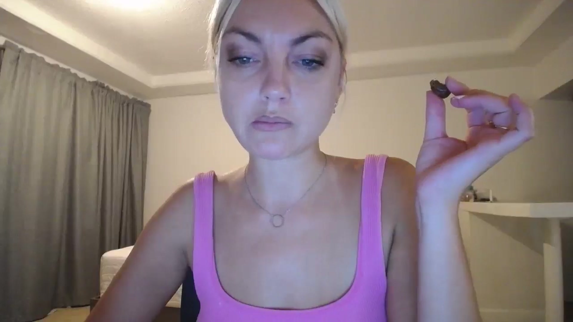 Gallery image thumbnail from AlissyaMay's myfreecams stream on, 11/08/2025, 04:07 image 9 of 20