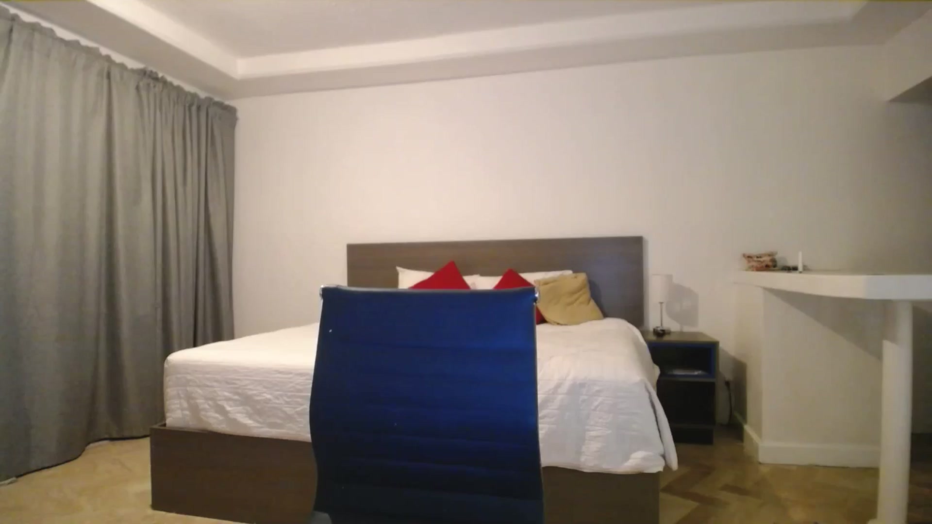 Gallery image thumbnail from AlissyaMay's myfreecams stream on, 11/08/2025, 07:02 image 1 of 20