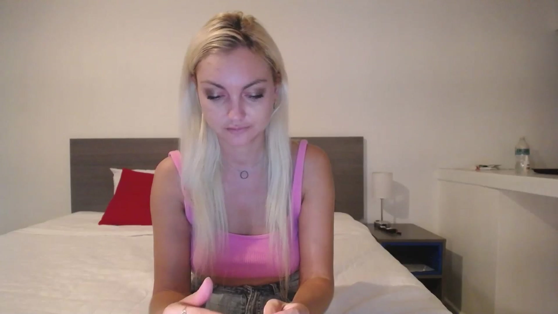 Gallery image thumbnail from AlissyaMay's myfreecams stream on, 11/09/2025, 10:57 image 11 of 20