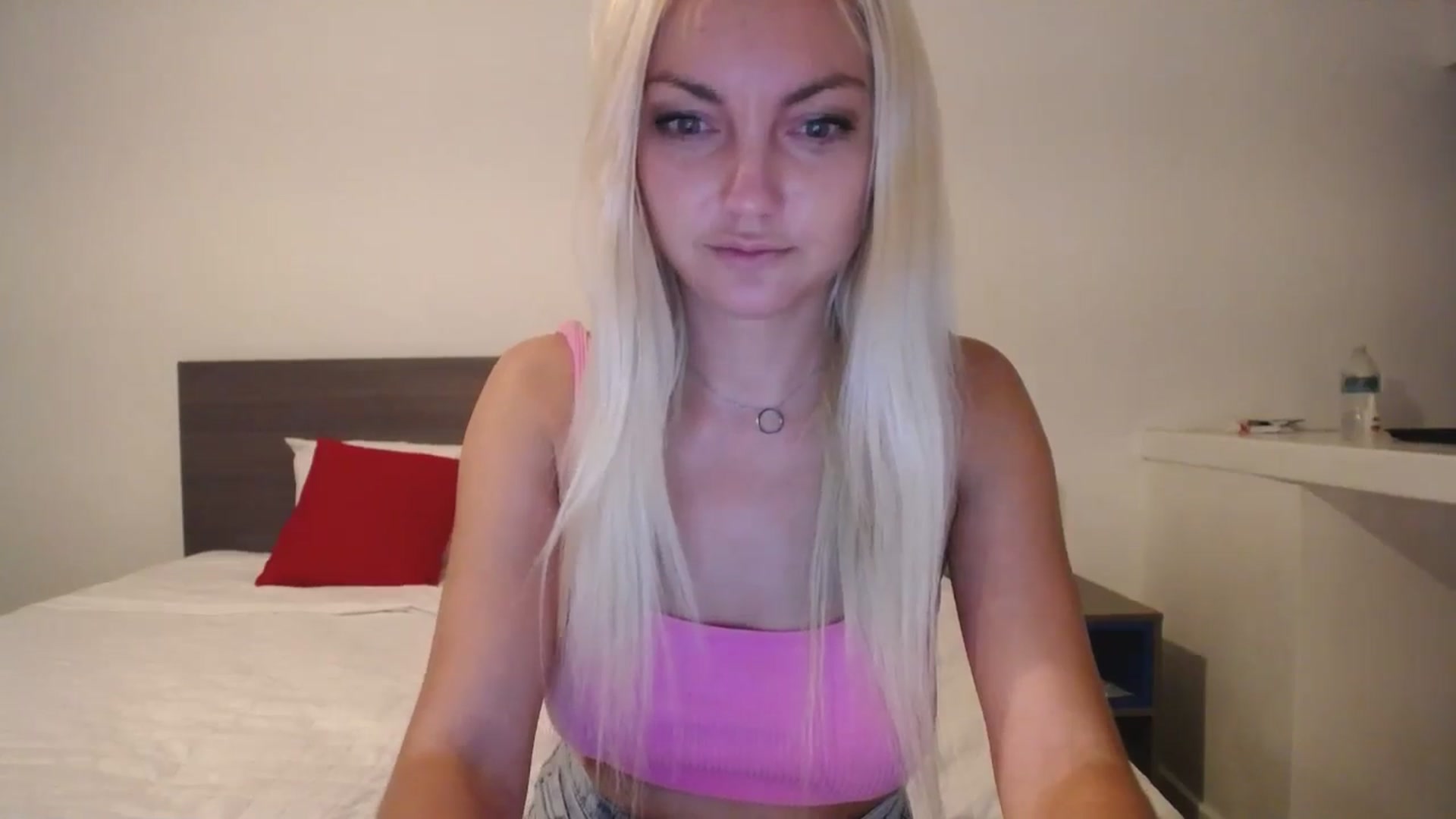 Gallery image thumbnail from AlissyaMay's myfreecams stream on, 11/09/2025, 10:57 image 5 of 20