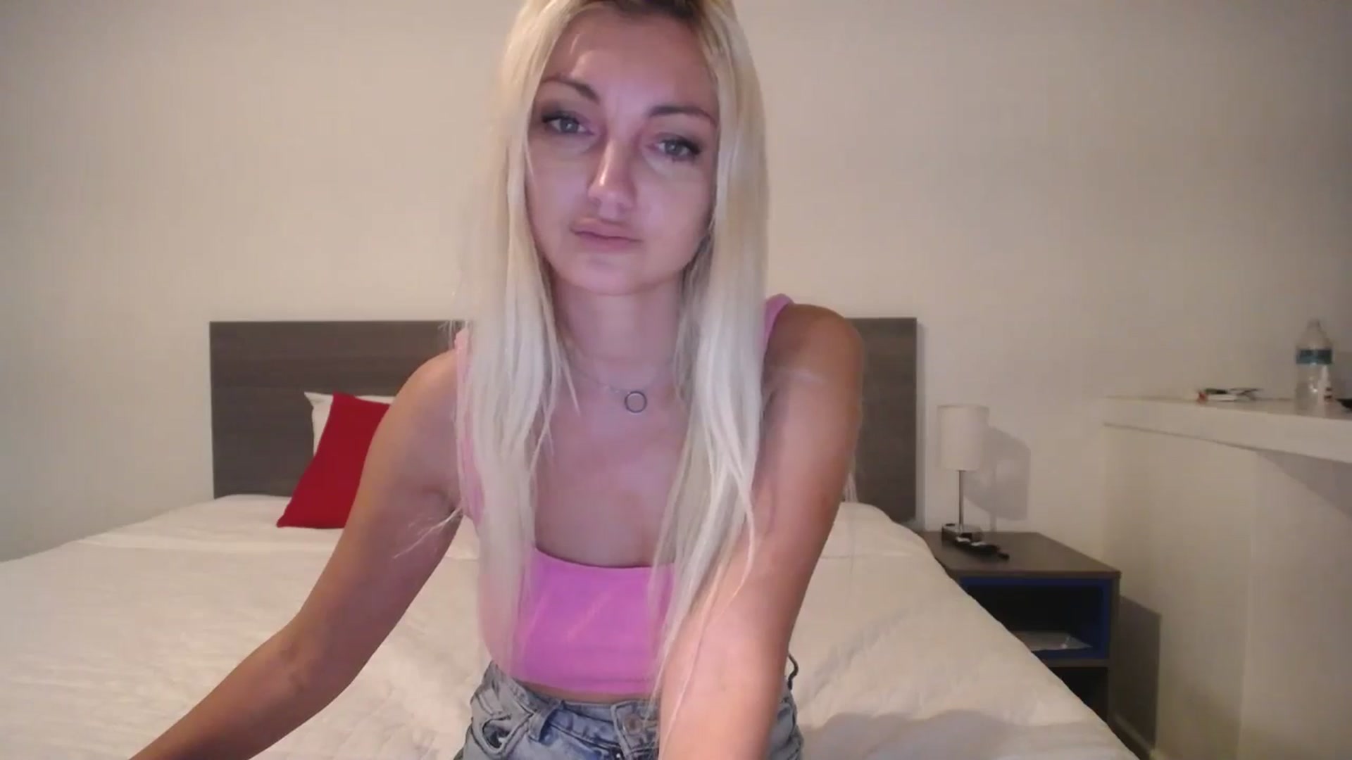 Gallery image thumbnail from AlissyaMay's myfreecams stream on, 11/09/2025, 11:29 image 8 of 20