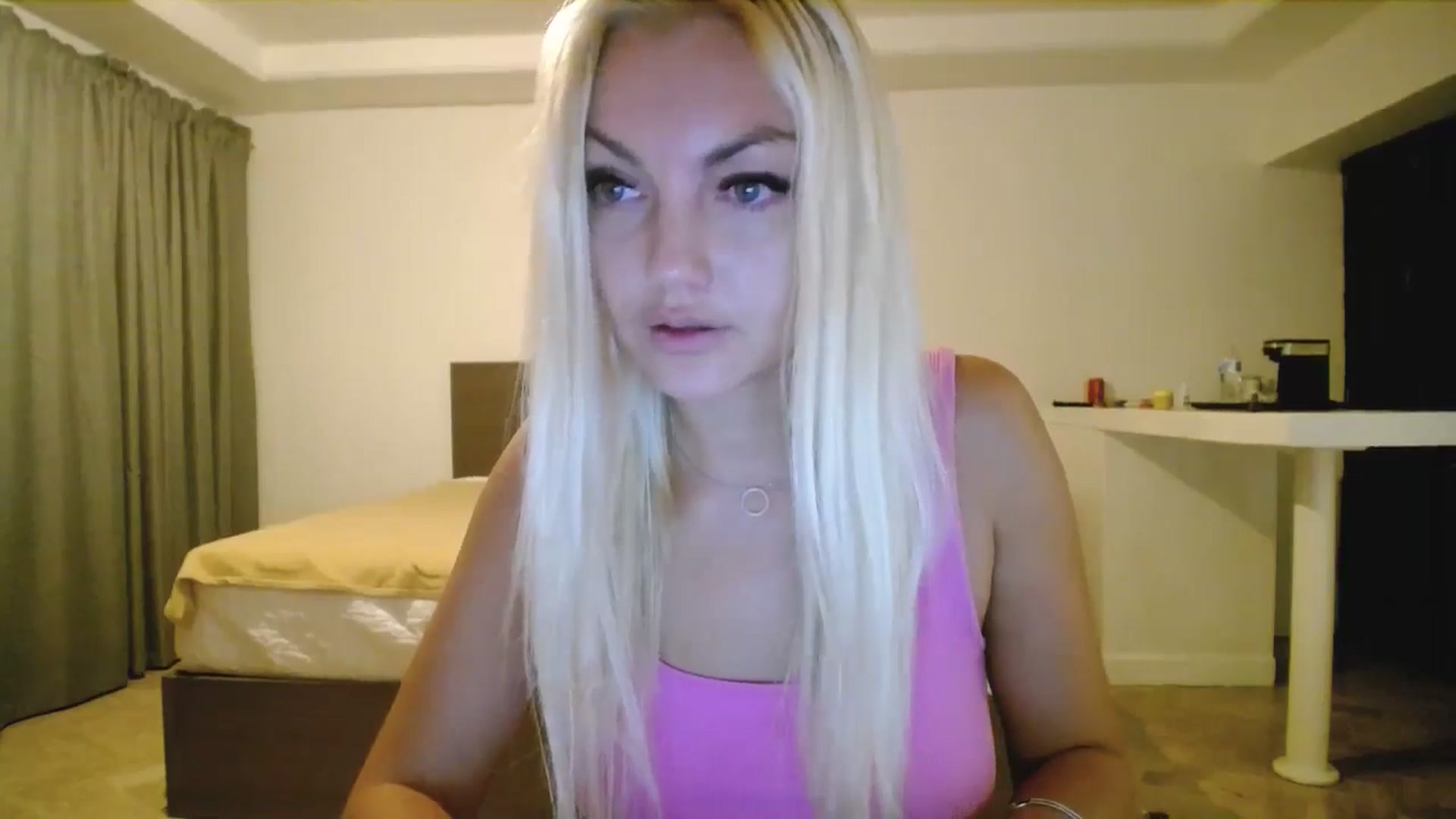 Gallery image thumbnail from AlissyaMay's myfreecams stream on, 11/11/2025, 09:32 image 18 of 20