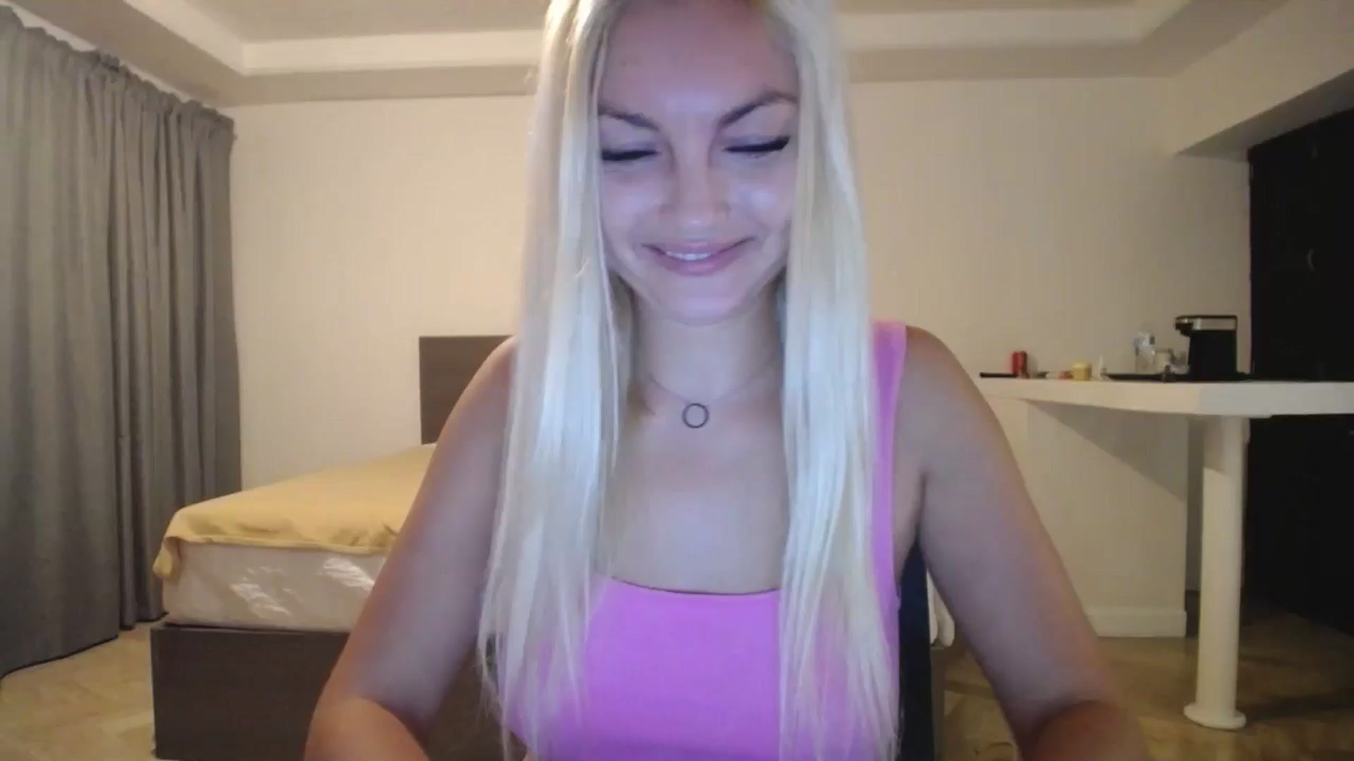 Gallery image thumbnail from AlissyaMay's myfreecams stream on, 11/11/2025, 09:32 image 13 of 20
