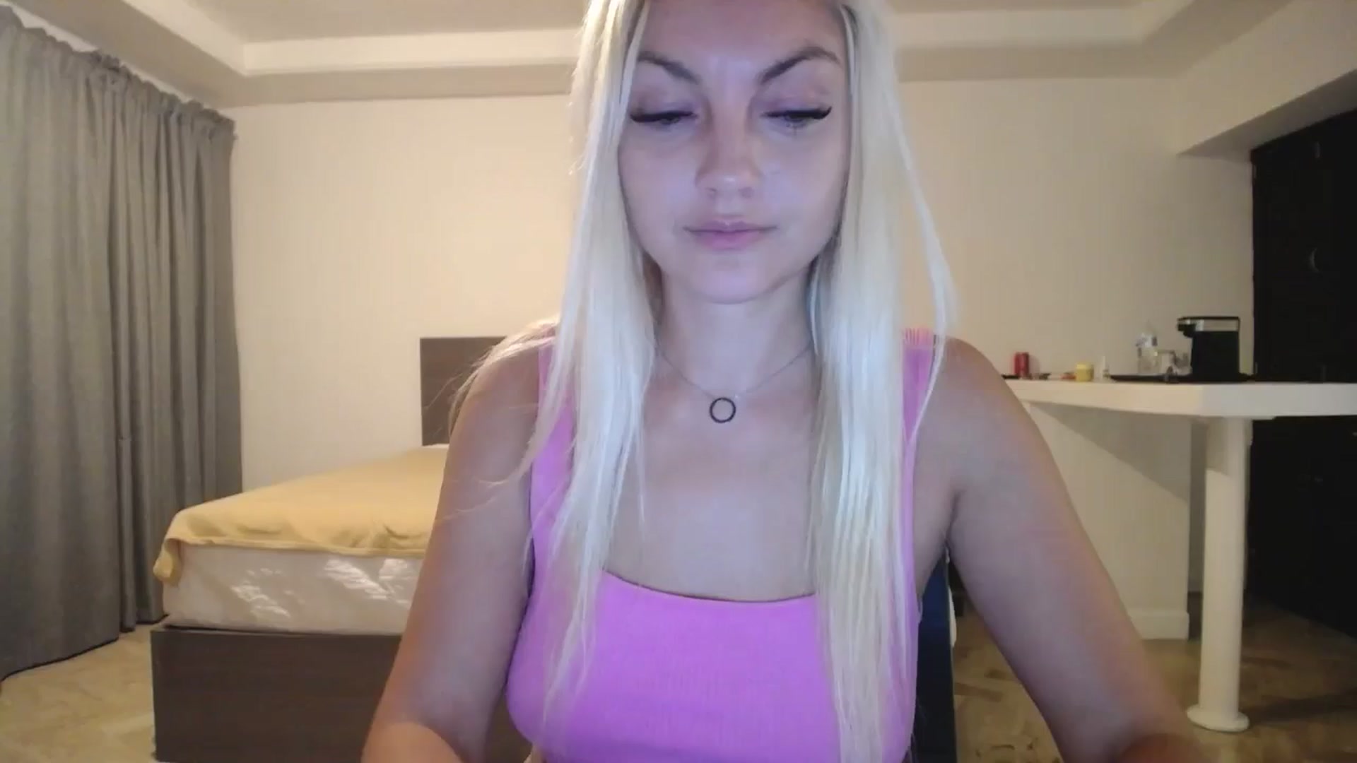 Gallery image thumbnail from AlissyaMay's myfreecams stream on, 11/11/2025, 09:32 image 11 of 20
