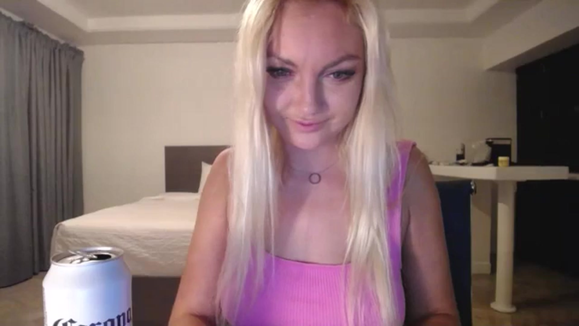 Gallery image thumbnail from AlissyaMay's myfreecams stream on, 11/13/2025, 09:37 image 13 of 20