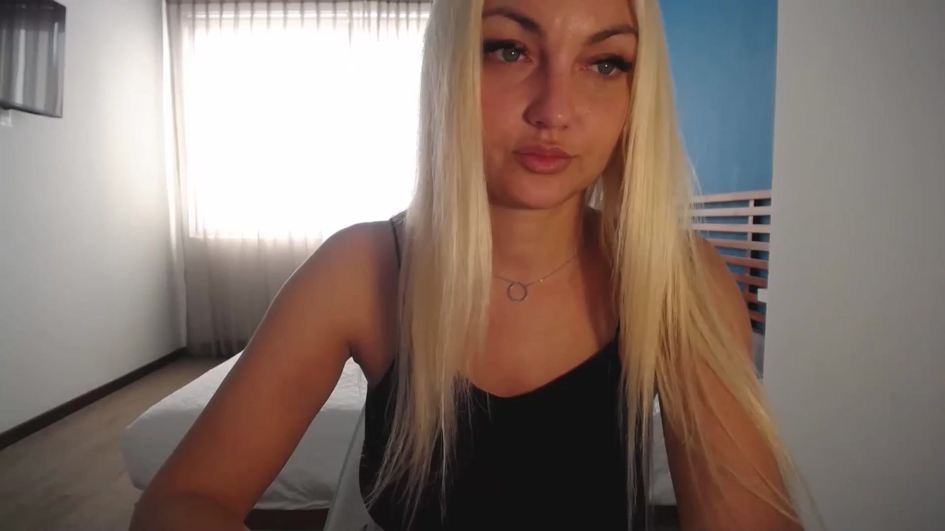 Gallery image thumbnail from AlissyaMay's myfreecams stream on, 11/23/2025, 16:21 image 18 of 20