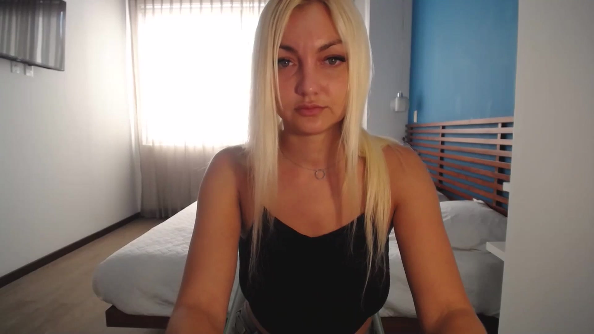 Gallery image thumbnail from AlissyaMay's myfreecams stream on, 11/23/2025, 17:59 image 9 of 20